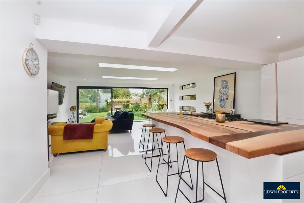 House in Wealden, Willingdon and Jevington - View 2