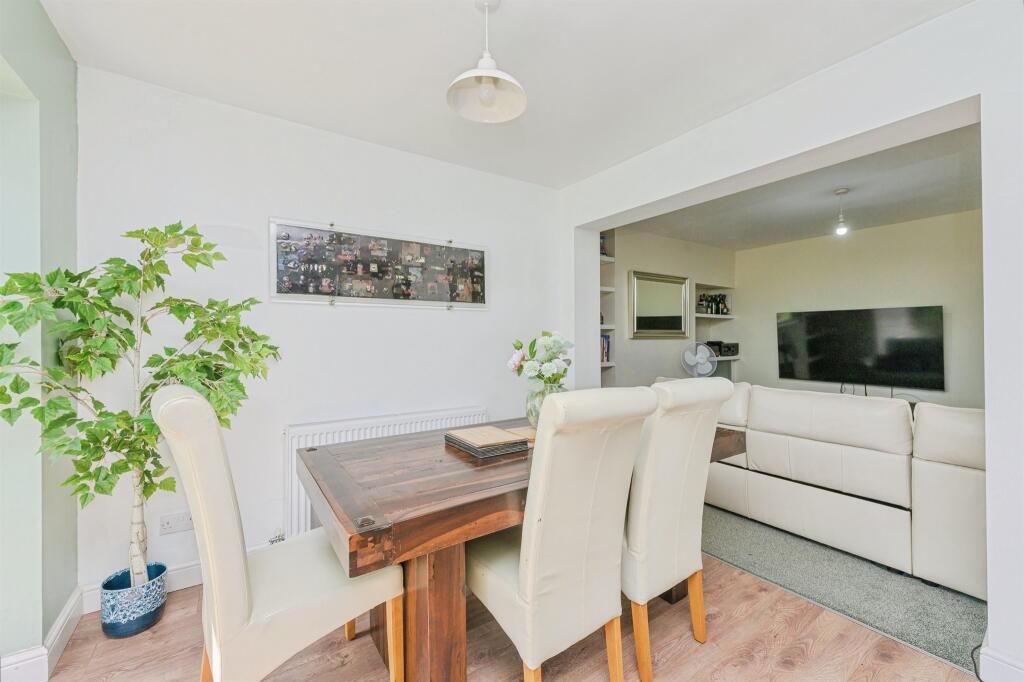 Whitehouse Common Road, Sutton Coldfield - More
