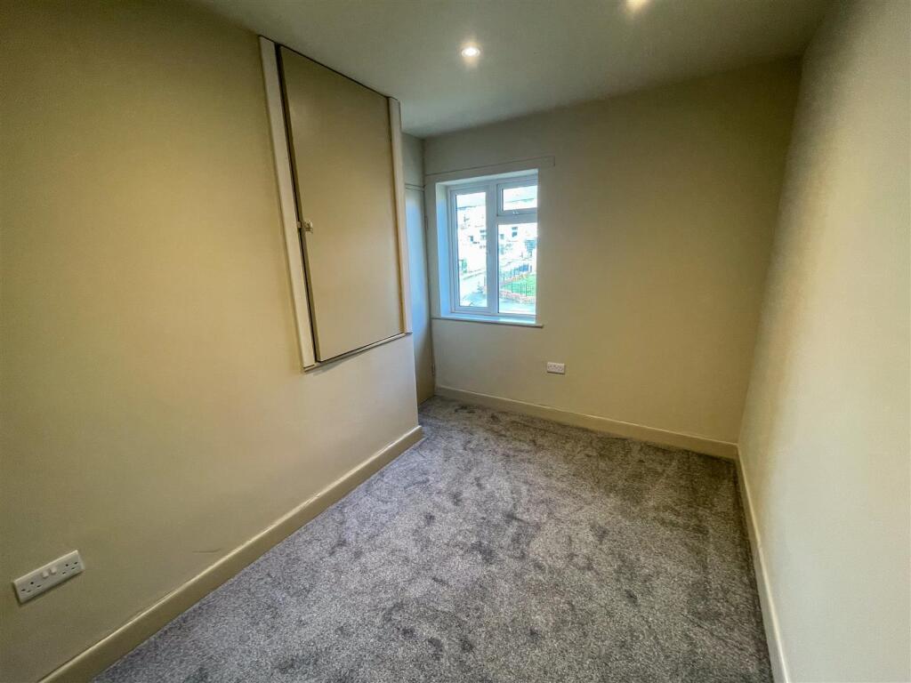 Additional image 3 of Oak Street, Colne