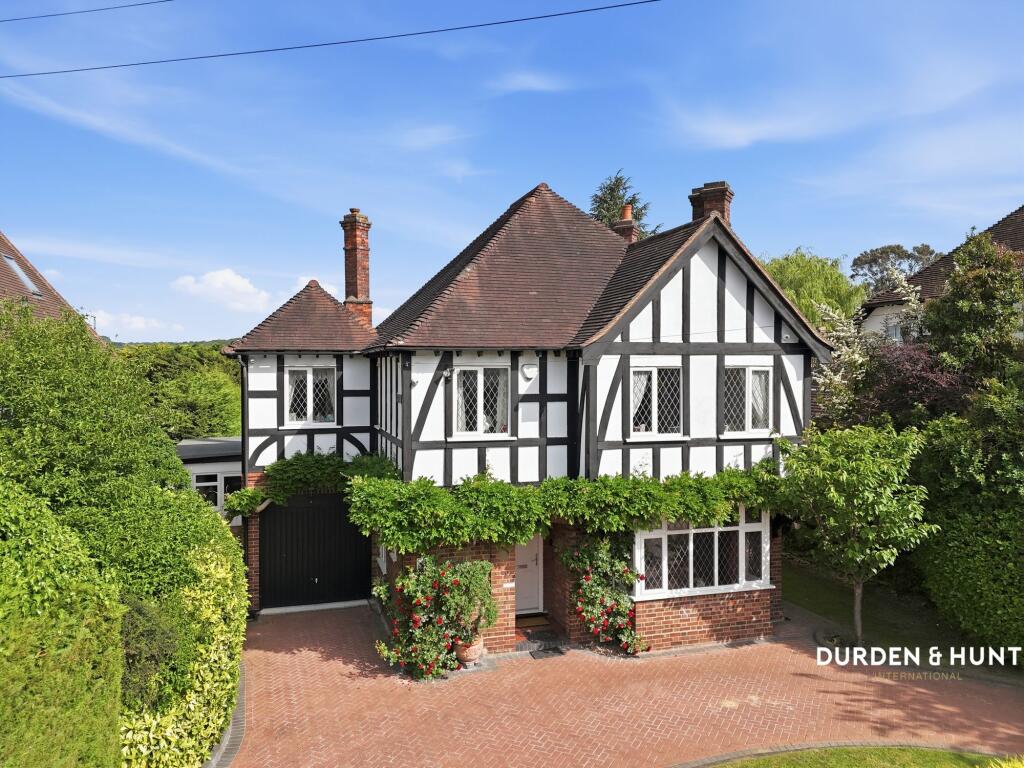 Main image of property: Spareleaze Hill, Loughton, IG10