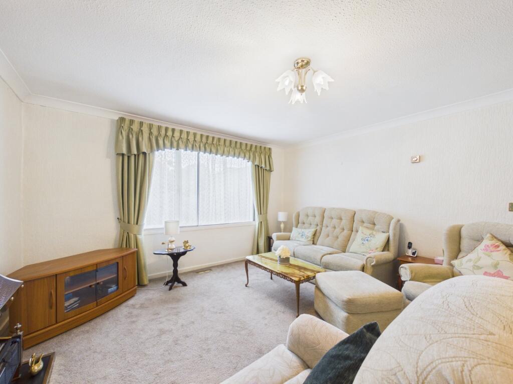 Apartment in Twickenham - View 2