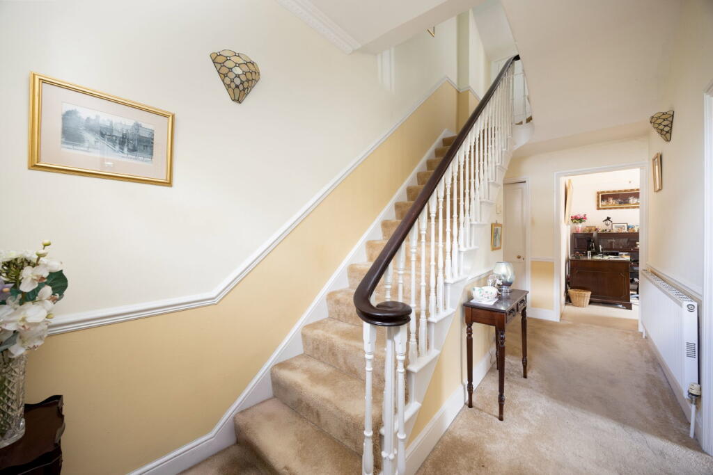 House in Swindon - View 4