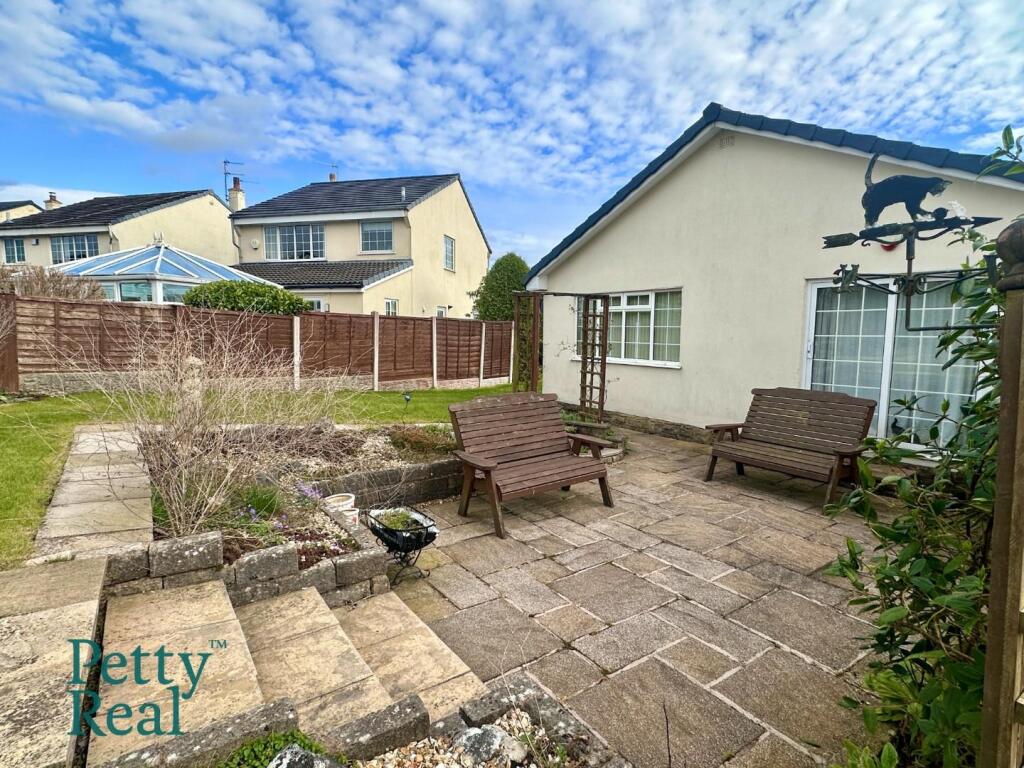 Additional image 9 of Pendle Fields, Fence