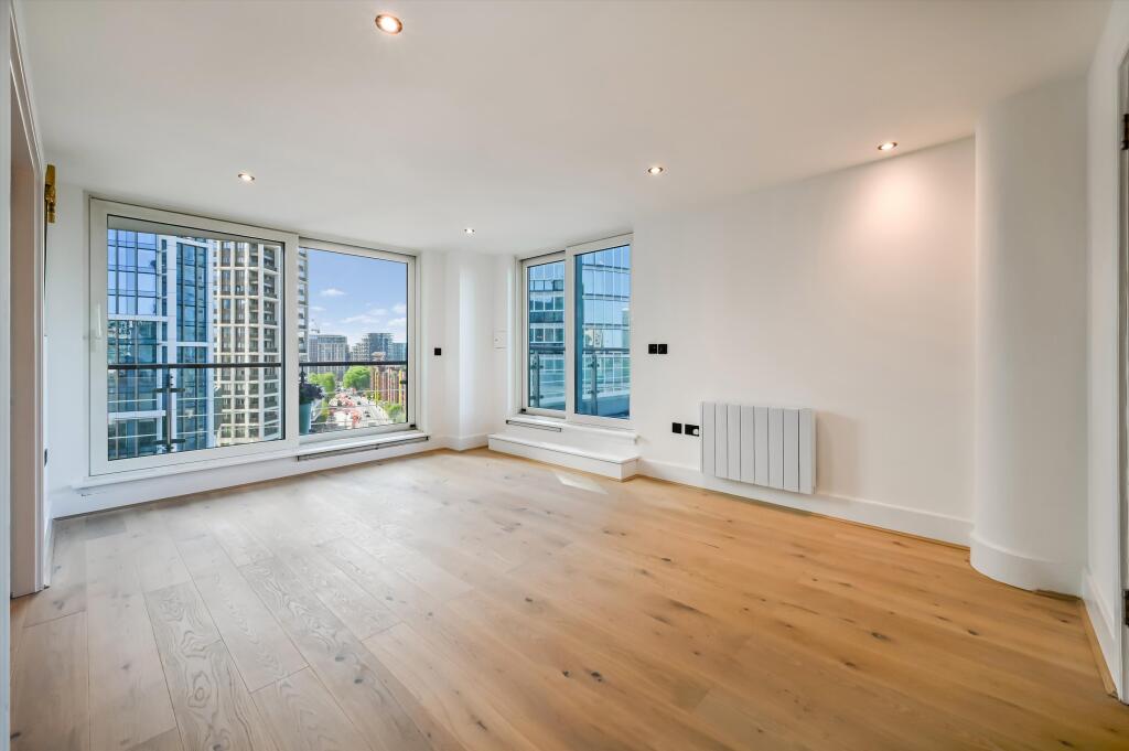 4 bedroom flat for rent