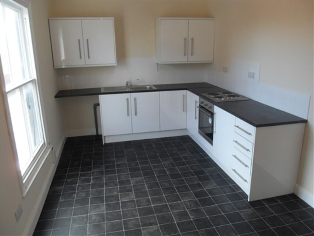 Main image of property: Flat 1a, Prestongate, Hessle