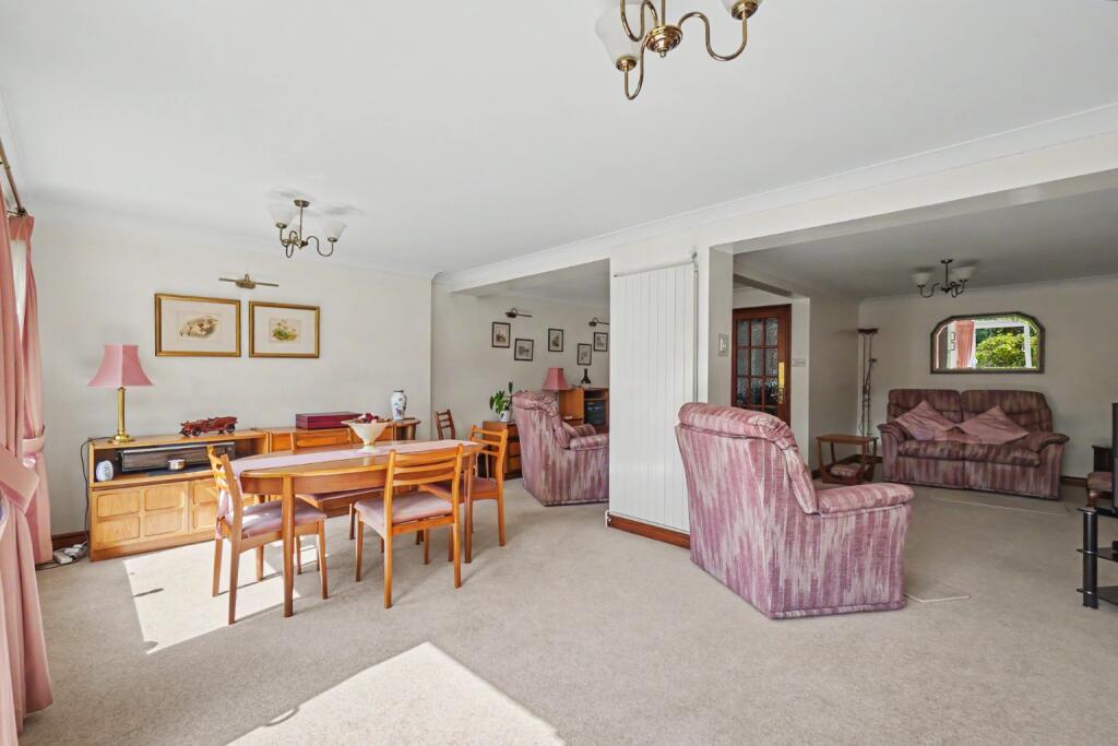 House in Gillingham, Medway - View 4