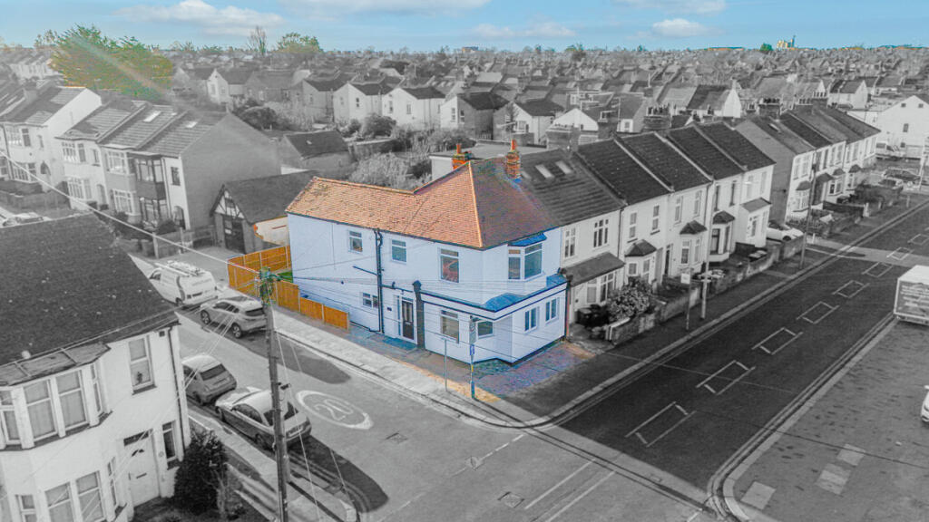 Main image of property: Fairfax Drive, Westcliff-on-sea, SS0