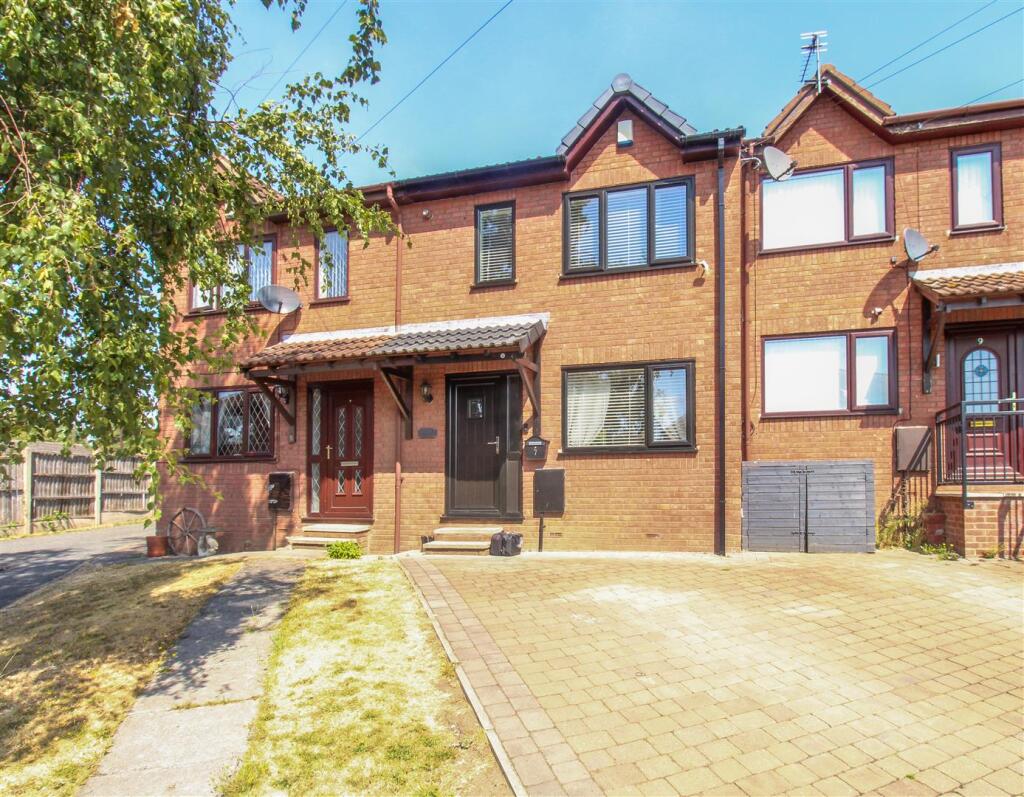 Main image of property: Highfield Rise, Wakefield