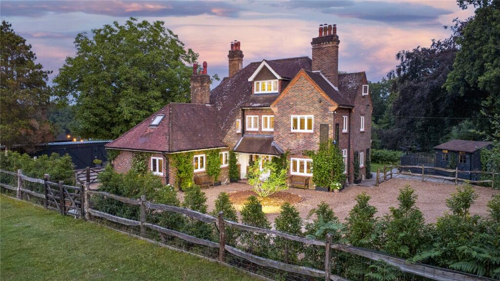 Main image of property: Copthorne Road, Felbridge, East Grinstead, Surrey, RH19
