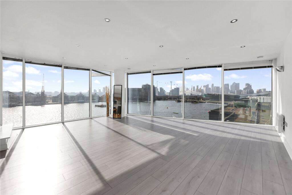 Main image of property: Coral Apartments, 17 Western Gateway, London, E16