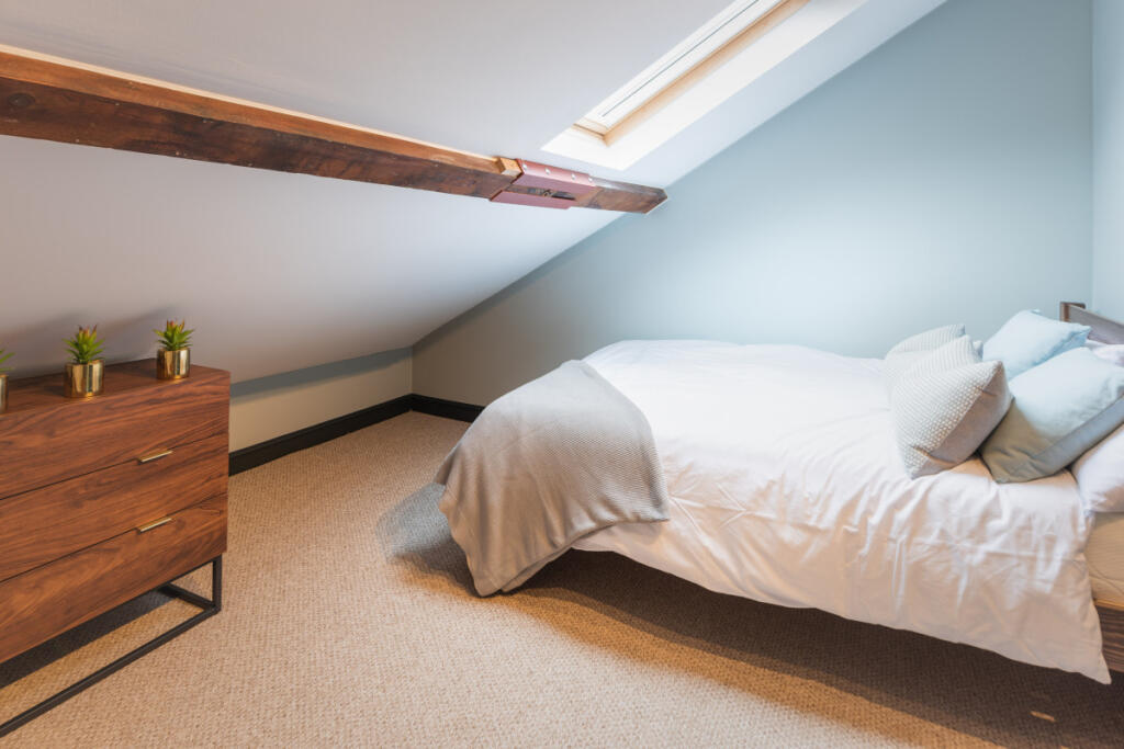 Apartment in Exeter - More