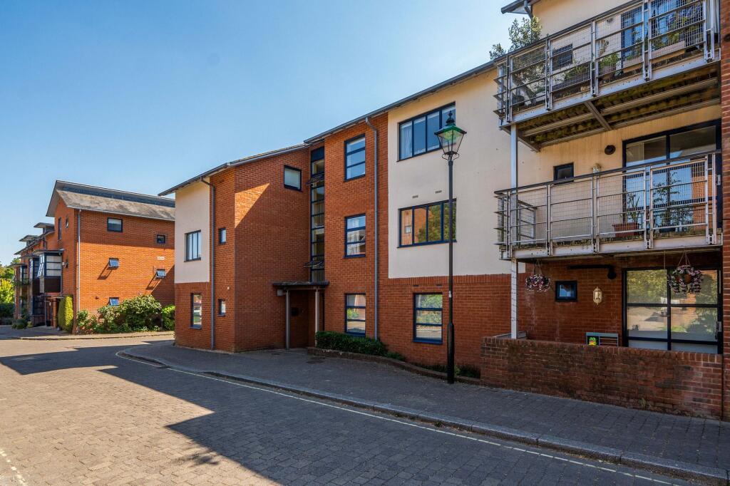 Main image of property: Silchester Place, Winchester, SO23