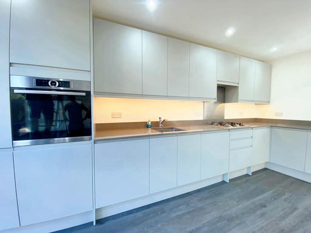 House in Dartford - View 4