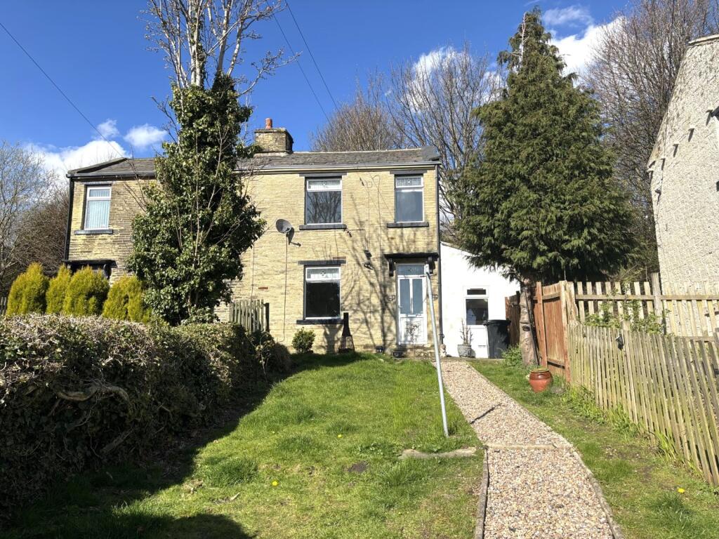 Manor Row, Low Moor, Bradford, BD12