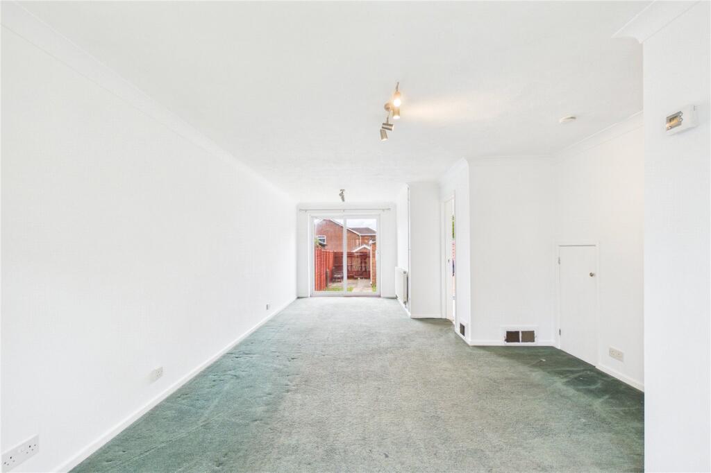 House in Basingstoke and Deane, Basingstoke - View 2