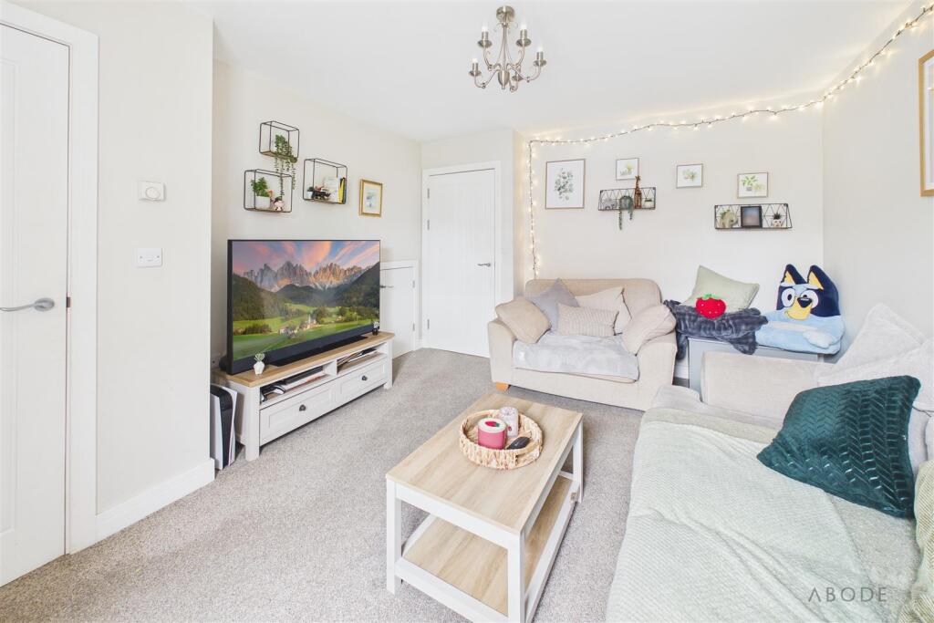 Old Forge Close, Kegworth, Derby photo 3