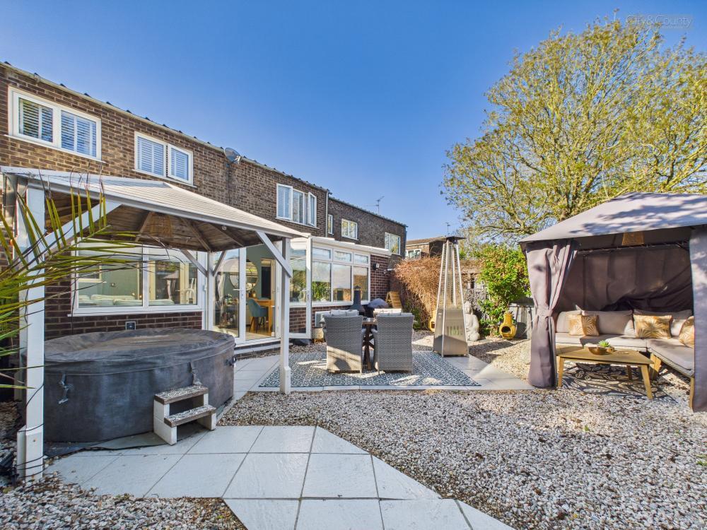Main image of property: Willonholt, Peterborough