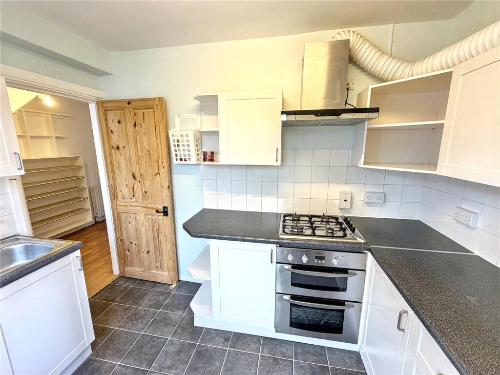 House in London, Morden - View 4