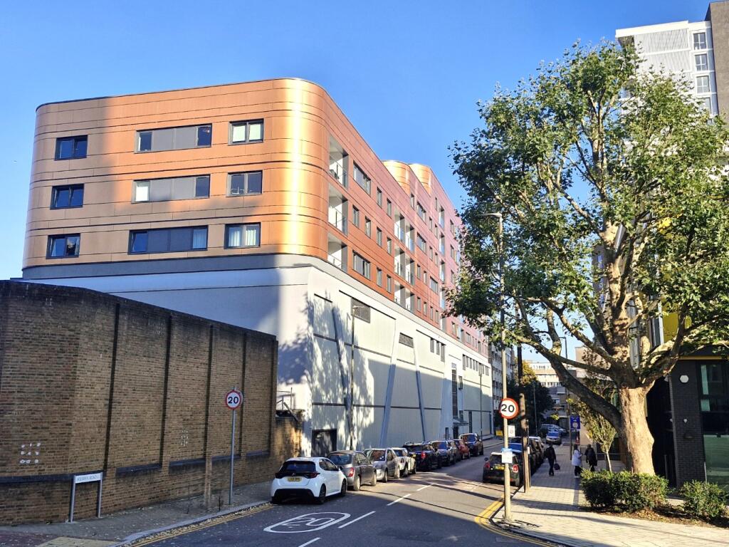 Main image of property: 4 Holman Road, Battersea, London, SW11