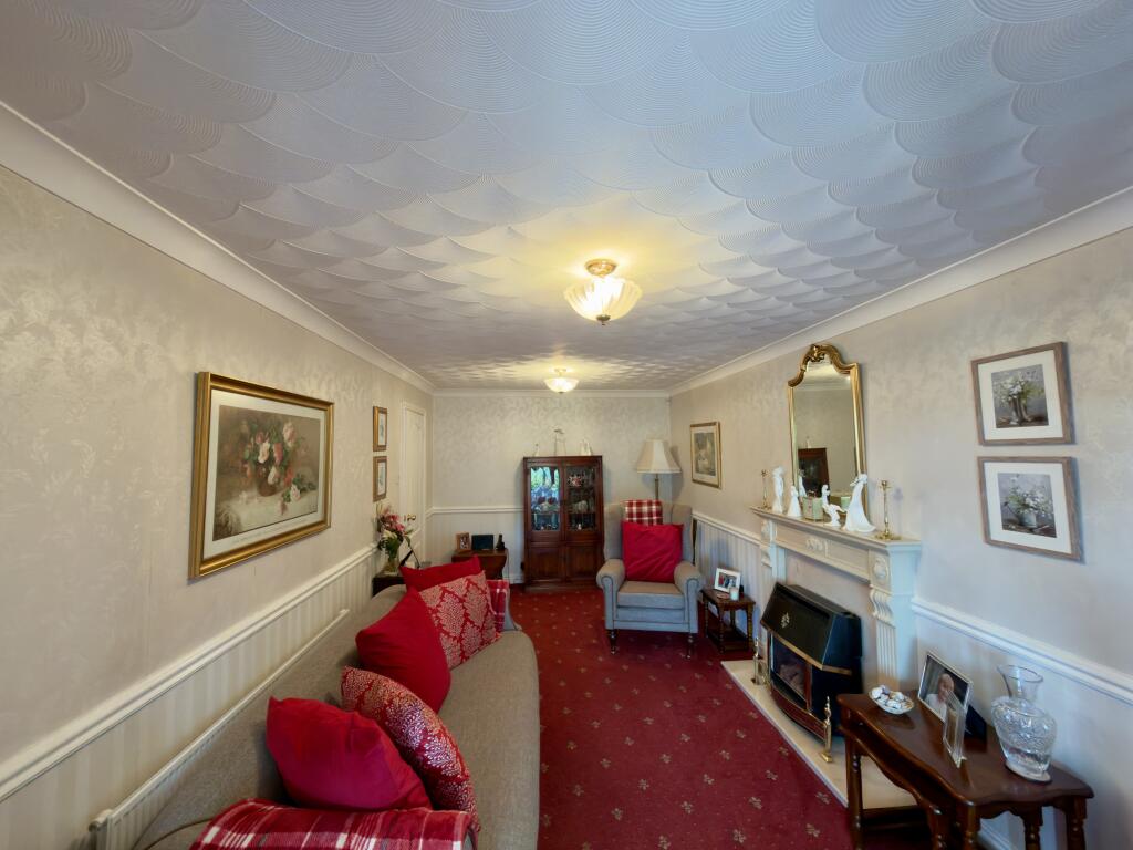 Clockhouse Court, Burnley photo 4