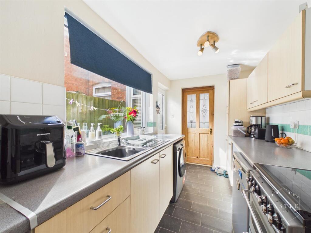 House in Leicester - View 5