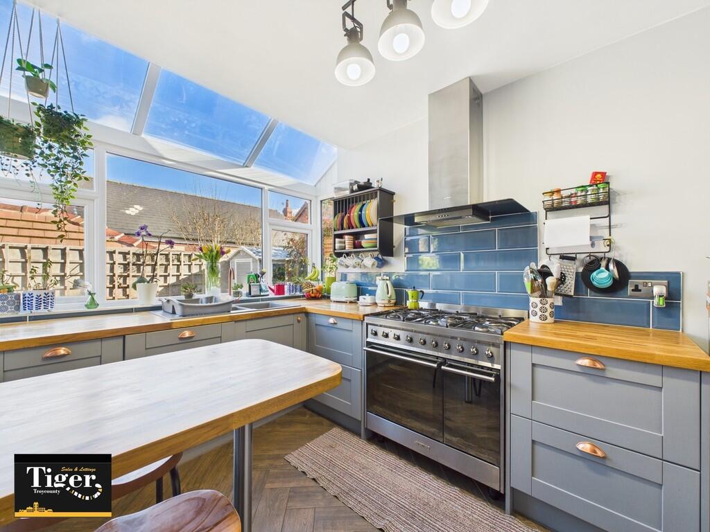 Apartment in Blackpool - More