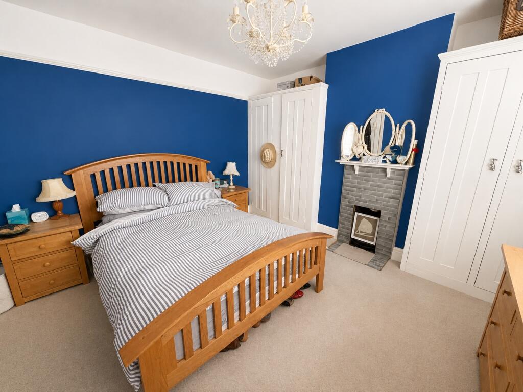 House in Gosport, Hampshire - View 4
