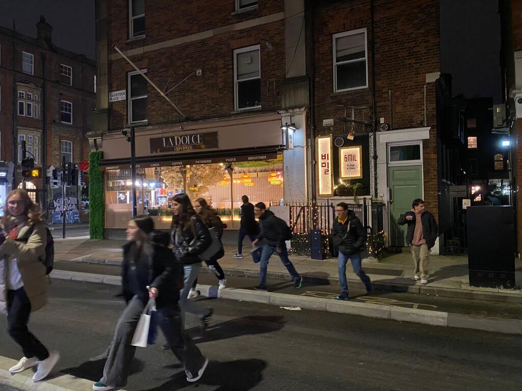 Main image of property: 76A Marchmont Street, London, WC1N