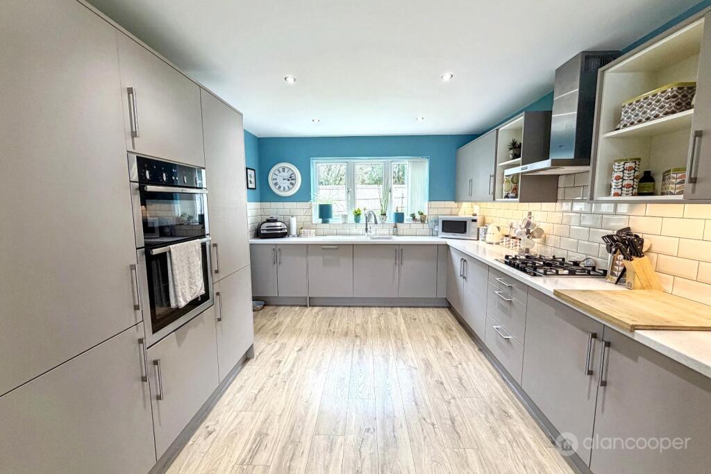 House in Nuneaton and Bedworth, Galley Common - More