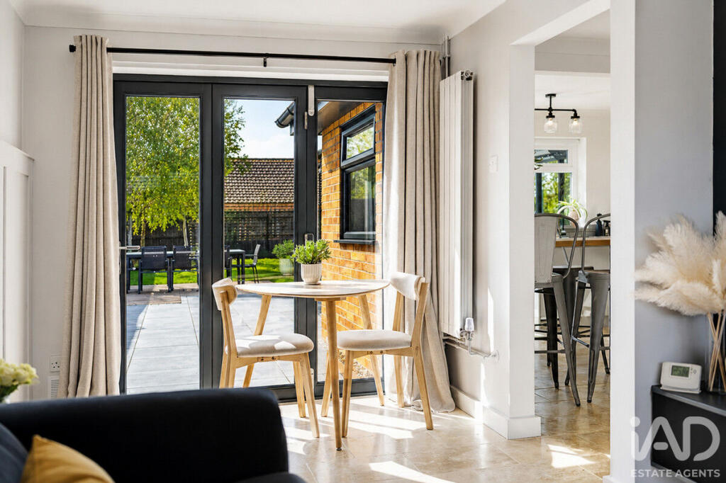 House in Cambridge - More