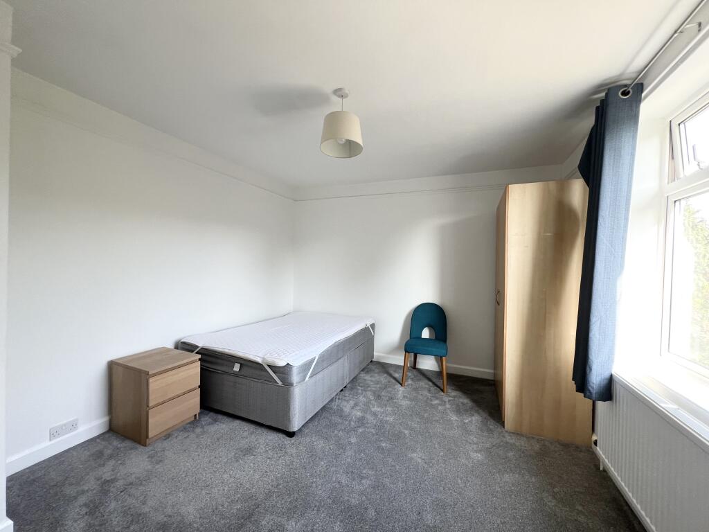 House in Bath - View 5