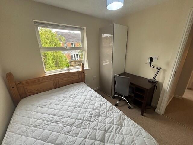 6 bedroom house for rent