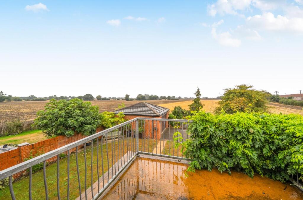 House in Cawood, North Yorkshire - View 2