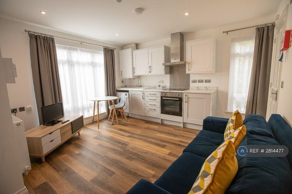 Main image of property: Thorpe Road, Norwich, NR1