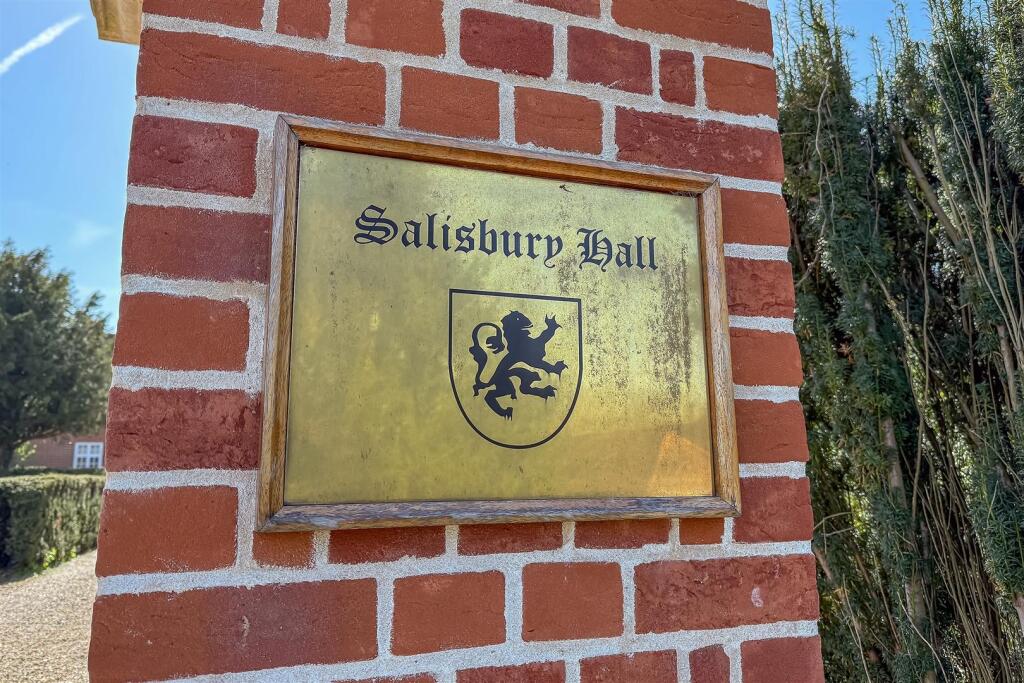 Additional image 17 of Salisbury Hall