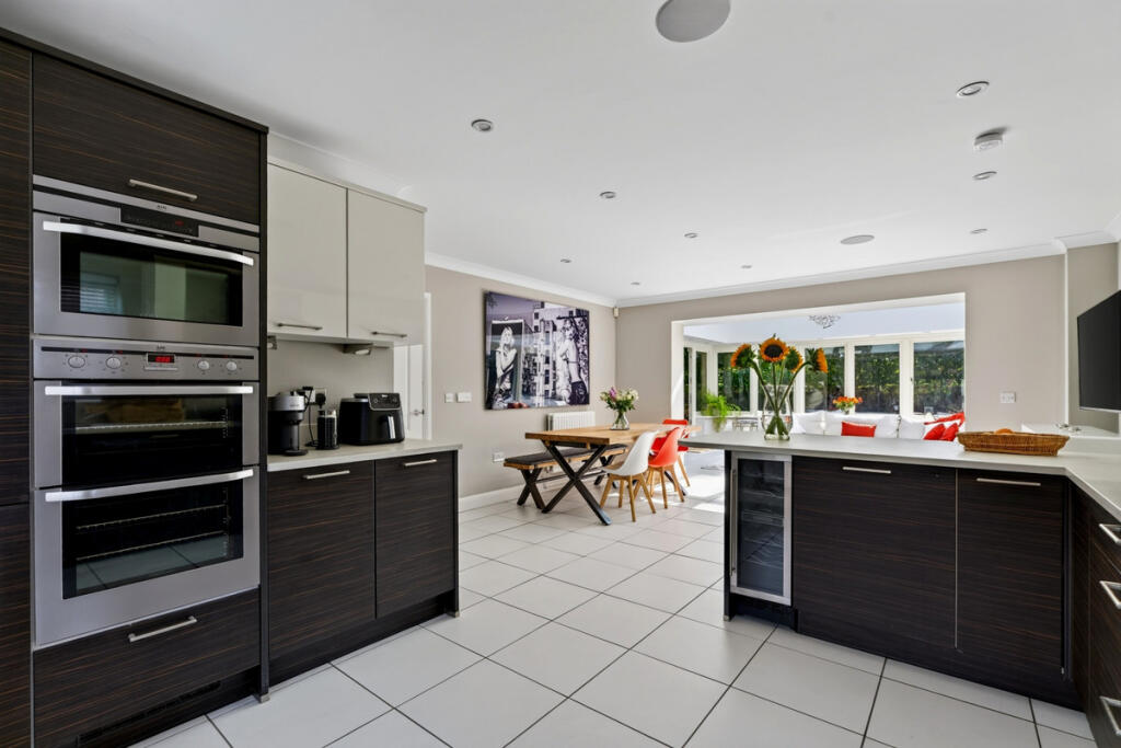 House in Cherwell, Bloxham - View 3