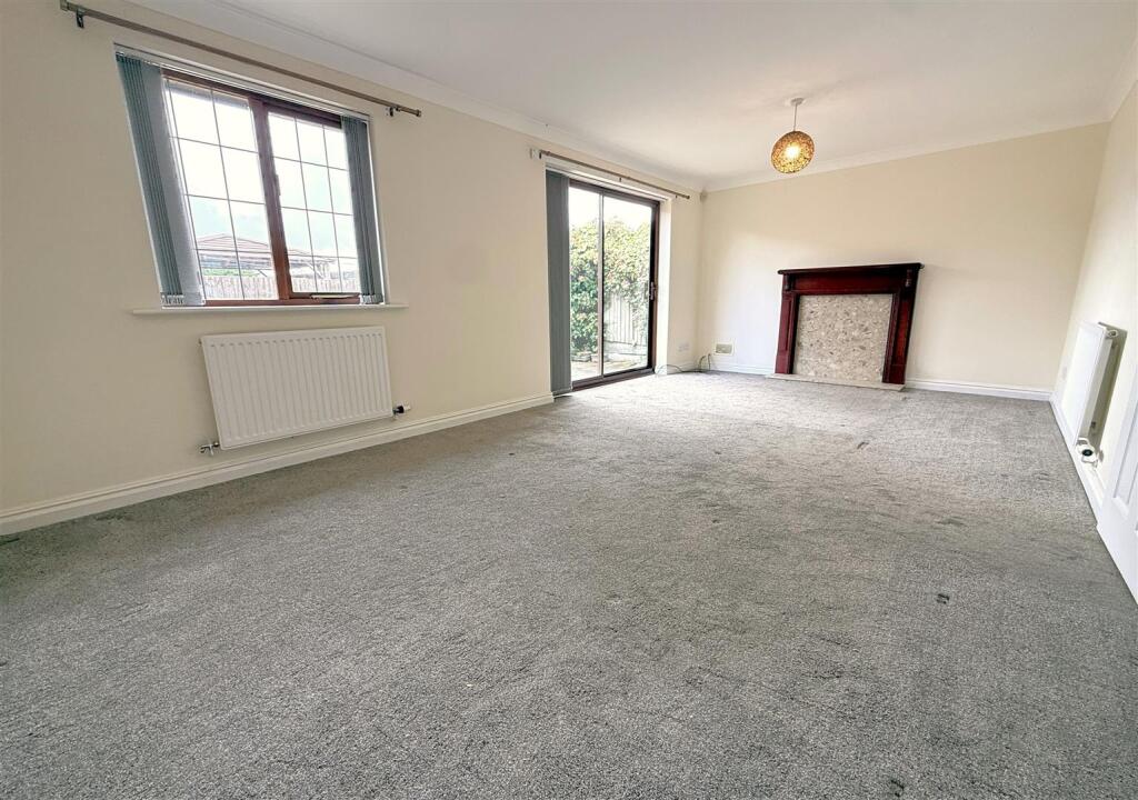 House in Nottingham - View 3