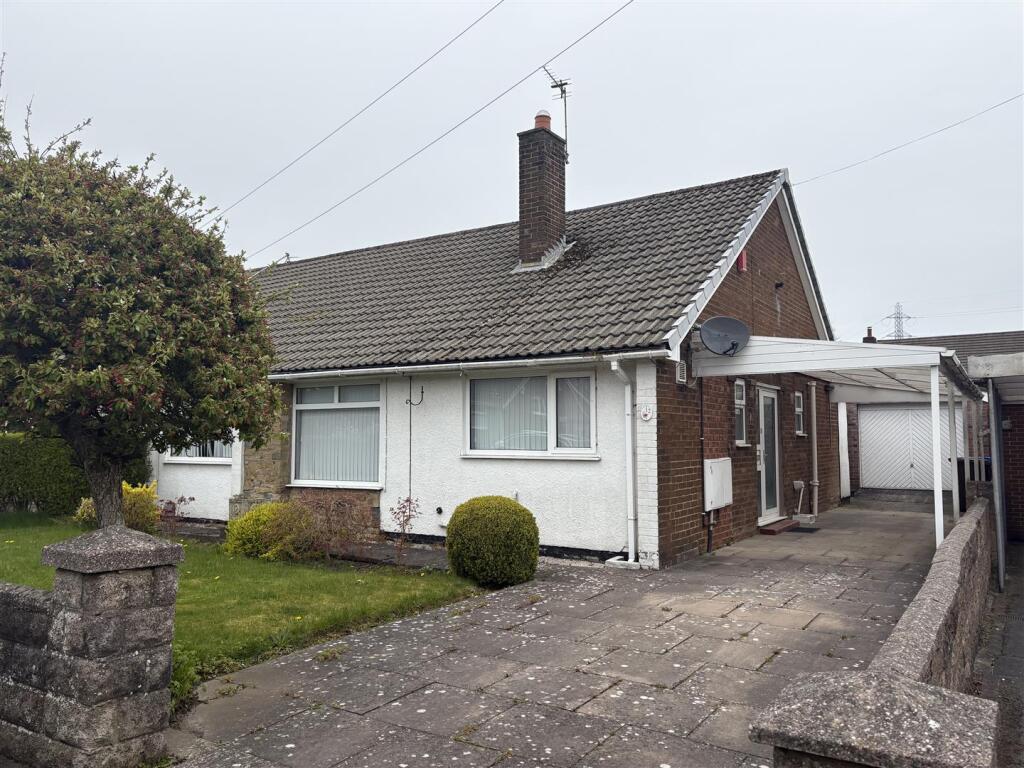 Main image of property: Park Road, Werrington, Stoke-On-Trent