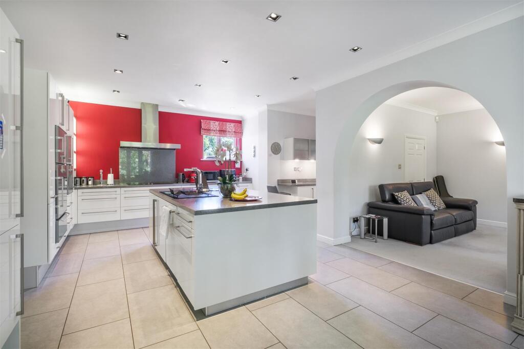 Additional image 12 of Selwyn Walk, Little Aston, Sutton Coldfield