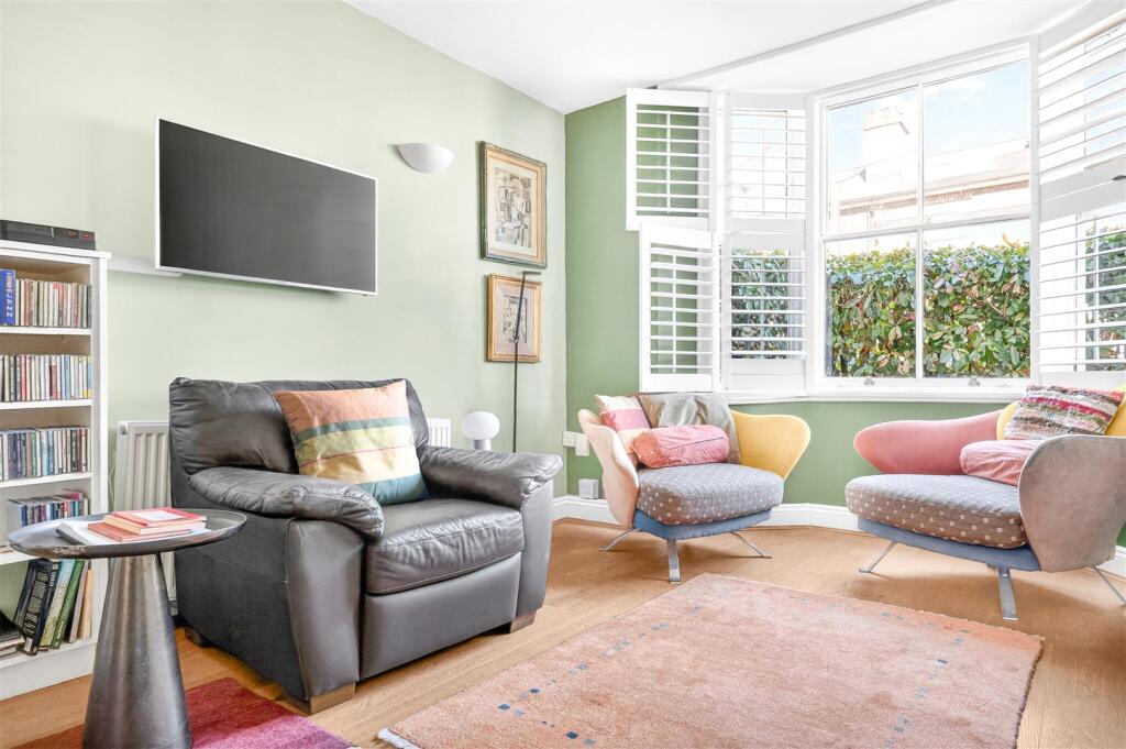 House in London, Walthamstow Village, Walthamstow - View 4