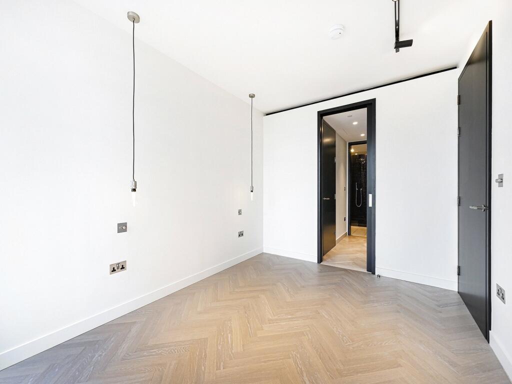 Apartment in London - More