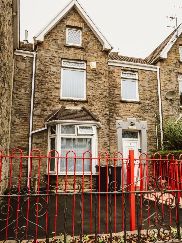 Main image of property: London Road, Neath, South Glamorgan, Neath Port Talbot, SA11