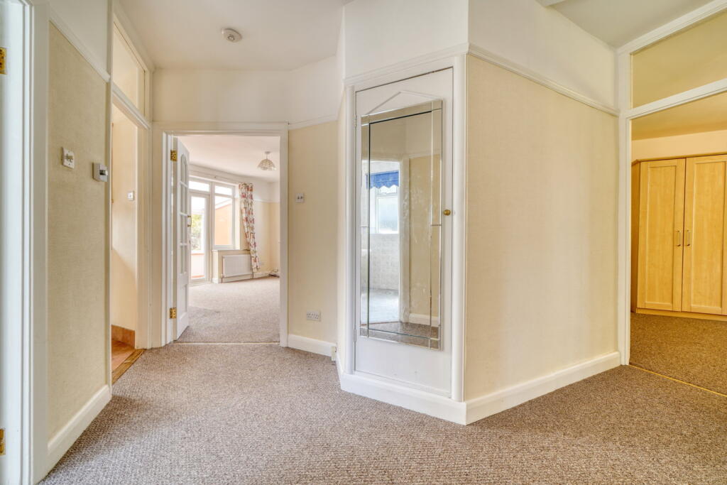 Goddington Lane,Orpington,BR6 9DH - View 6