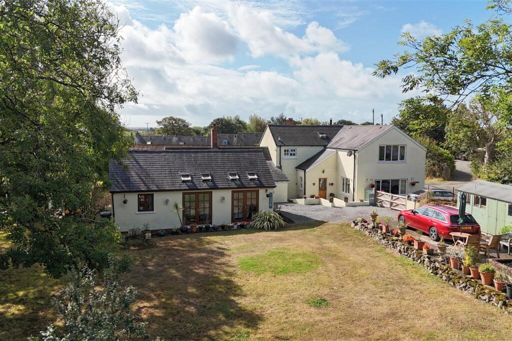 House in Little Haven, Talbenny Cross, The Havens - View 3