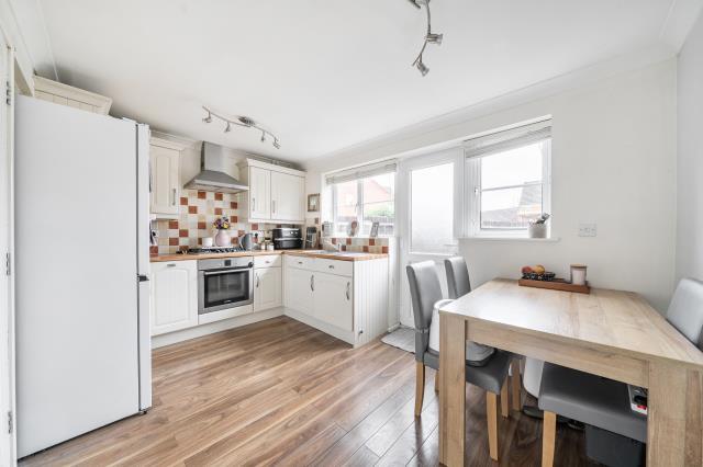 House in Thatcham, Colthrop - View 2