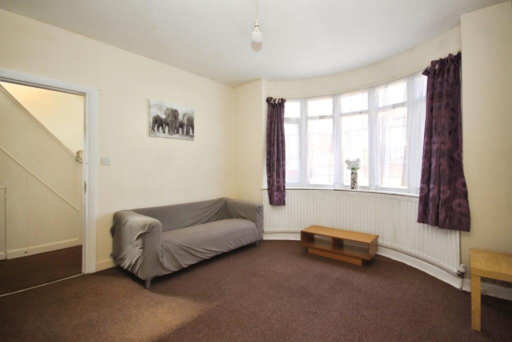 House in Leamington Spa, Sydenham, Royal Leamington Spa - View 3