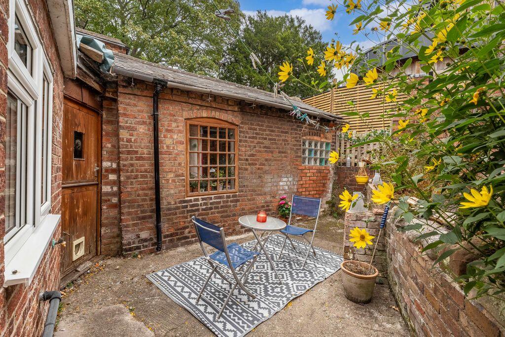 House in Shrewsbury - View 2