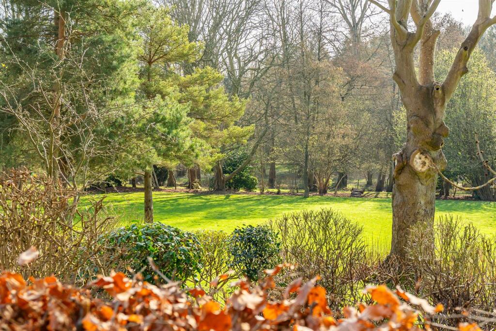 Additional image 14 of The Walled Garden, Tewin Water, Welwyn
