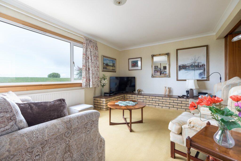 House in Eaglesham, East Renfrewshire - View 3