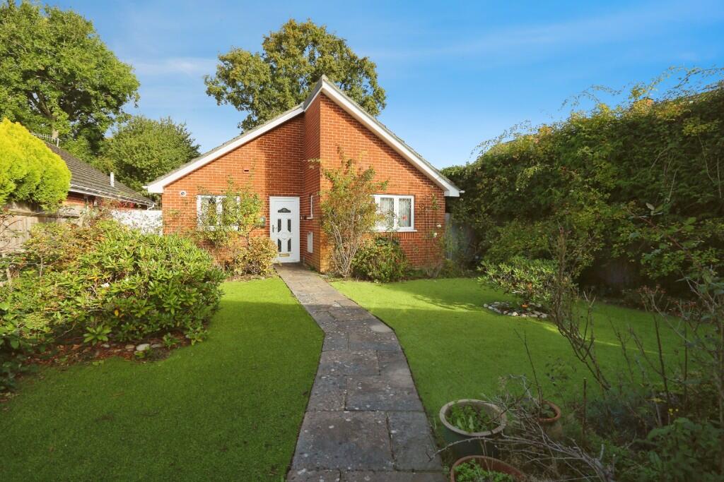 Main image of property: Hunts Pond Road, Fareham, Hampshire, SO31